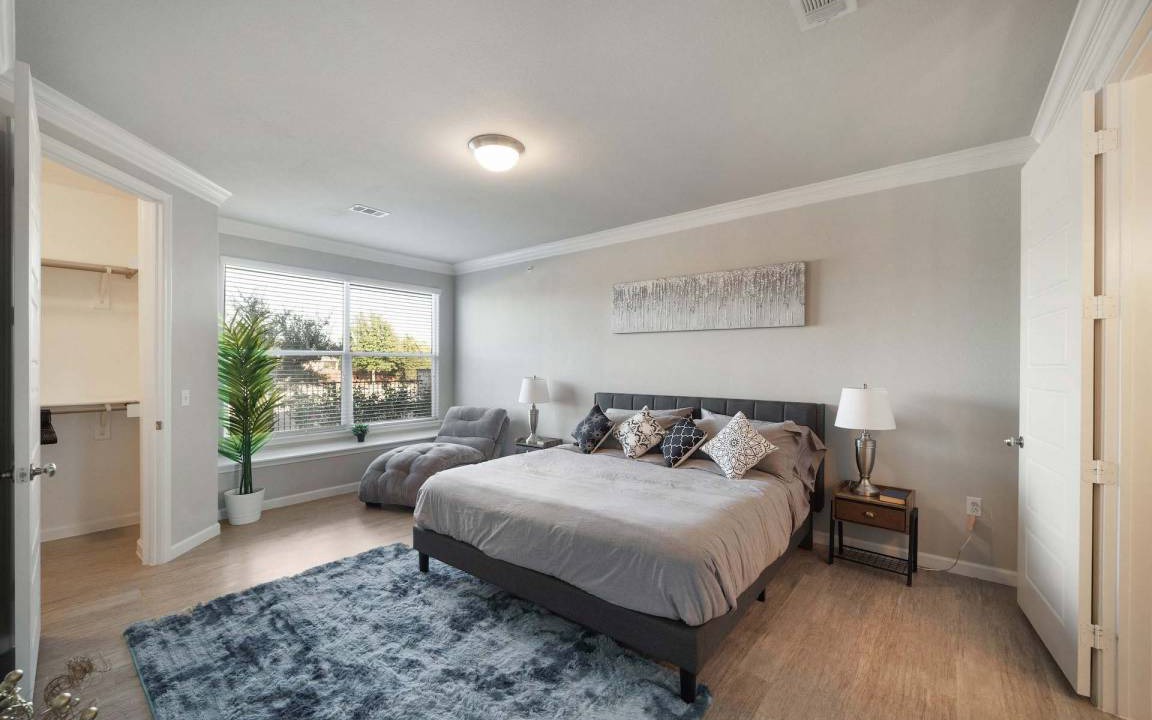 McNeil Apartment | 117 m² Apartment ∙ 2 bedrooms ∙ 6 guests