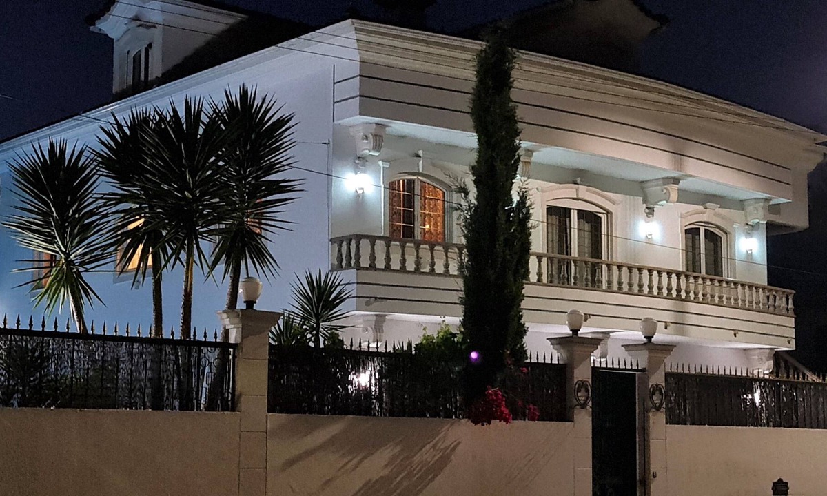 Arnal House | 13 Bedrooms Villa☆☆☆☆☆(25-50 Guests)