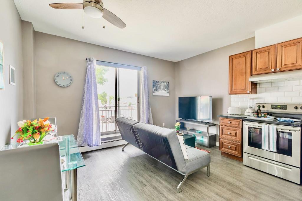 Rosedale Apartment | 1BR Apt w King Bed & Netflix - PRIME Location