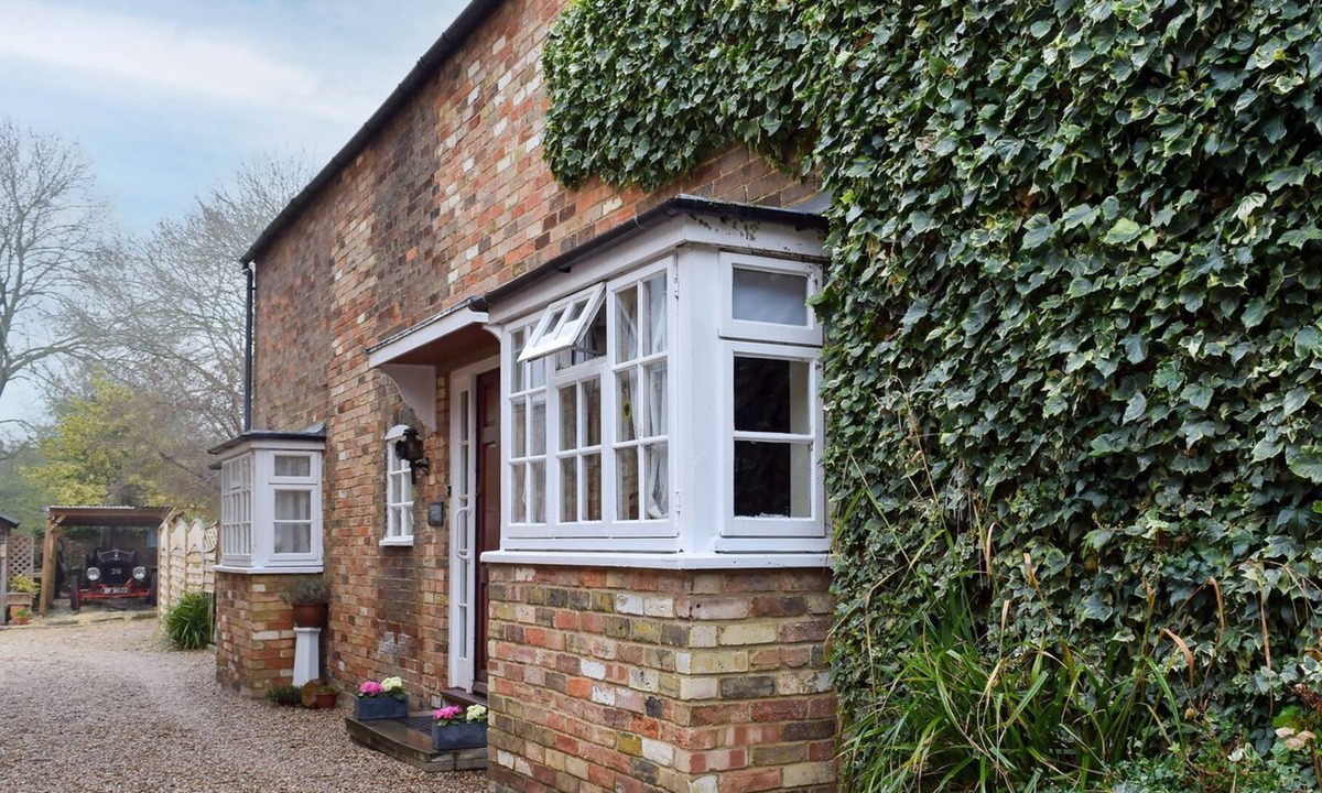 Kimbolton Cottage | 2 bedroom accommodation in Kimbolton, near Cambridge