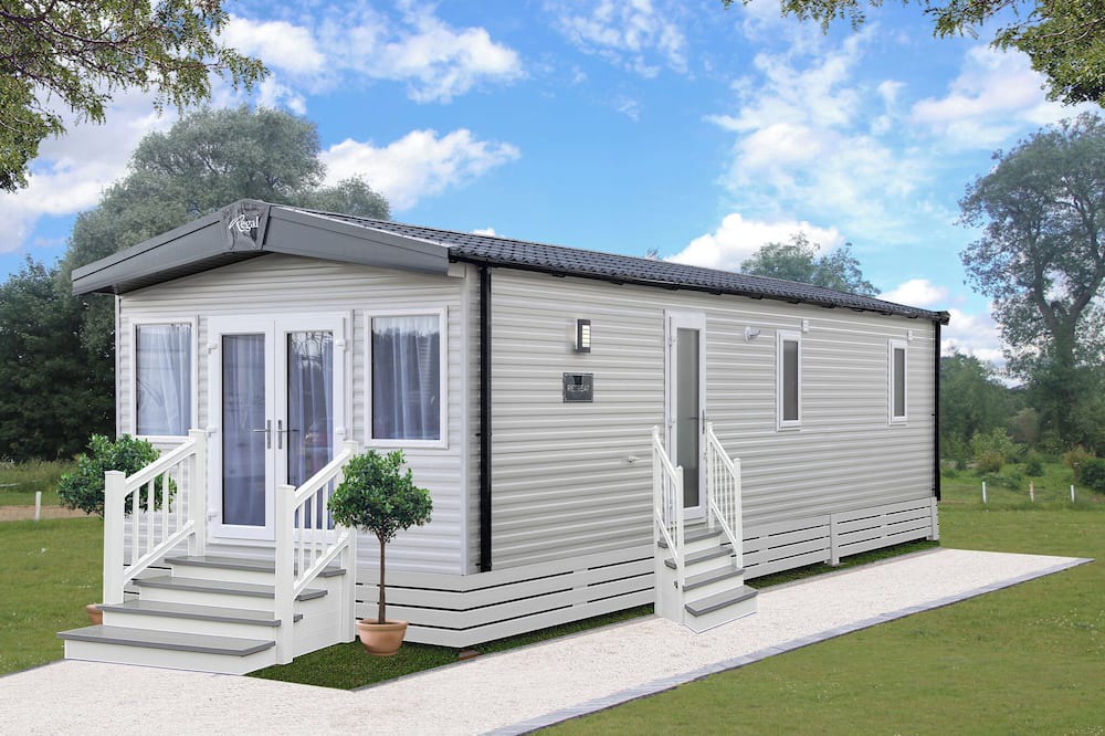 Sawley Ski Chalet | 2 bedroom accommodation in Market Bosworth, near Nuneaton