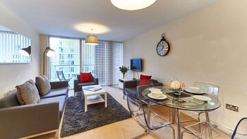 Central Milton Keynes House | 2 Bedroom apartment in Milton Keynes