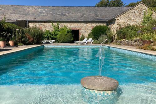 Ventnor House | 3 Bed in Chale oc-s30298