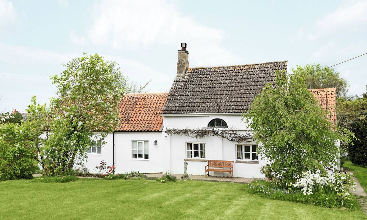 Twywell Cottage | 3 bedroom accommodation in Denford, near Thrapston