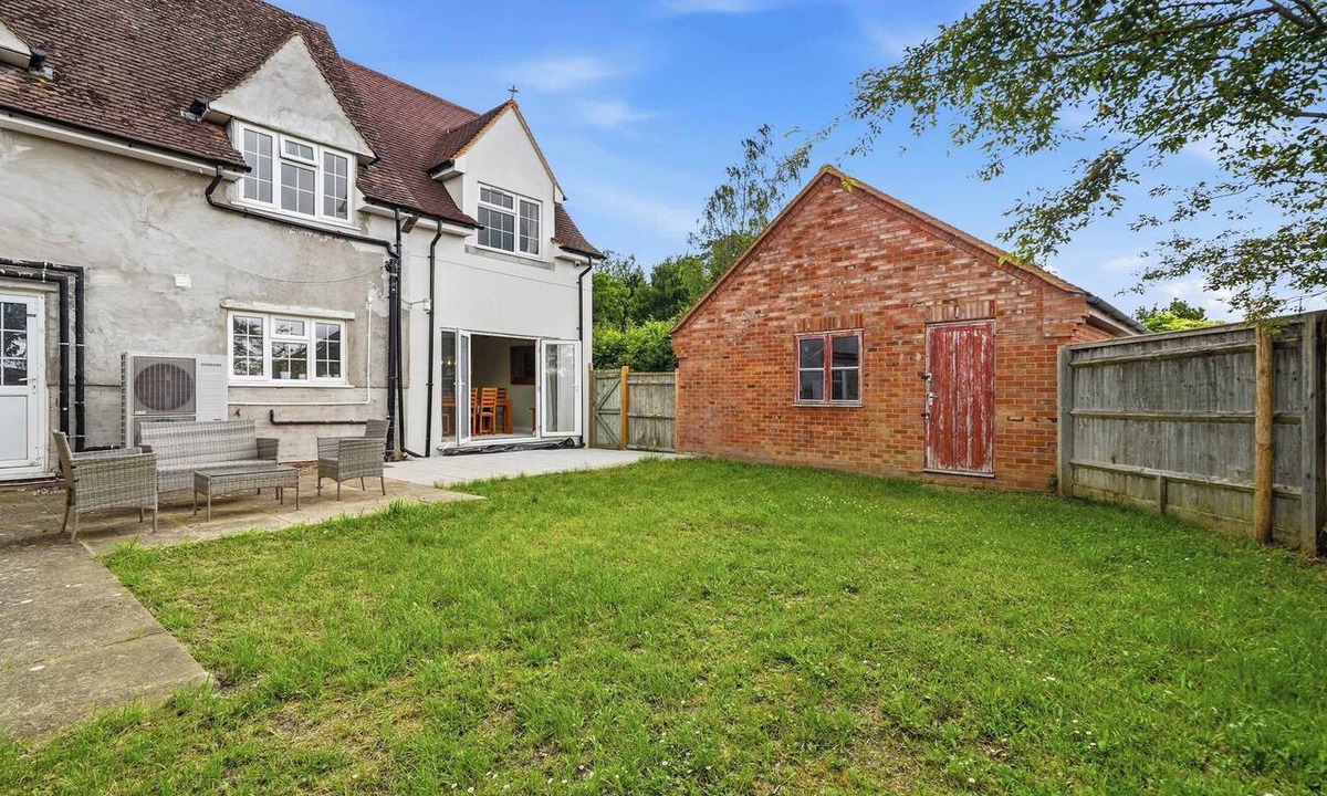 Little Kimble House | 4-Bedroom Country Escape with Panoramic Views