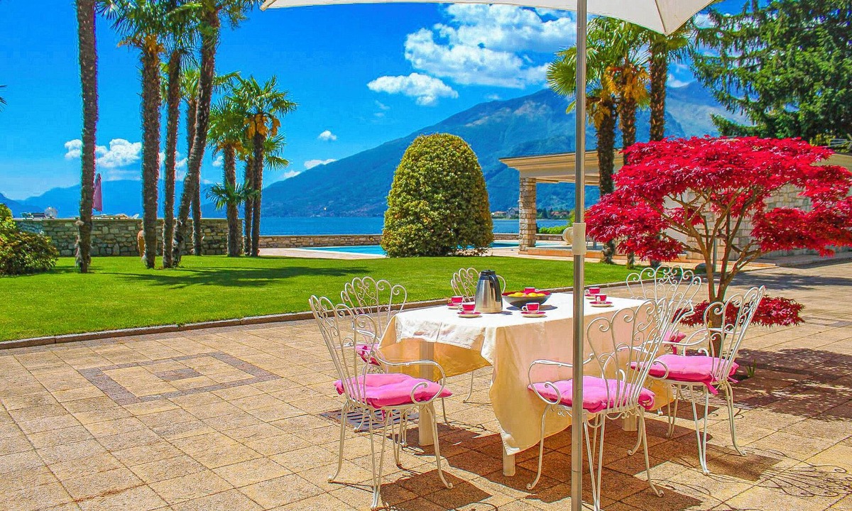 Domaso Apartment | 4-room apartment with pool, terrace, sunbathing area and lake access