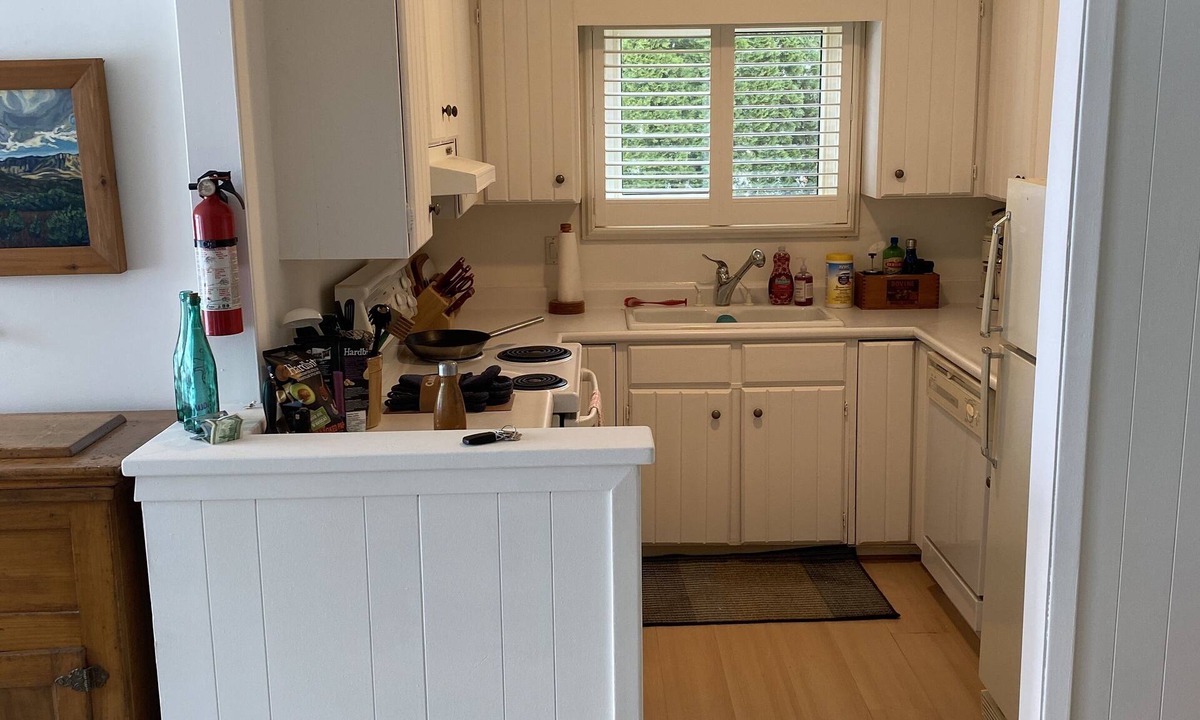 The Blue Mountains Cottage | 4 Season Waterfront Paradise on Georgian Bay