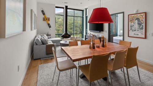Stowe Area Apartment | 402 - Treehouse Condo - Spruce Peak - Stowe Mt Resort - Ski in Ski Out - Sleeps 9