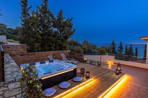 Linoperamata Apartment | Albore ImBlue, Luxury Sea View Jacuzzi Retreat in Crete