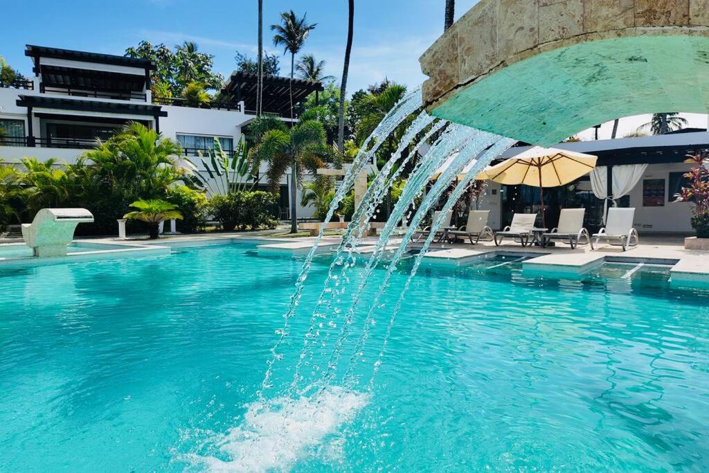 La Iglesia Apartment | Aligio Beachfront Resort & Spa