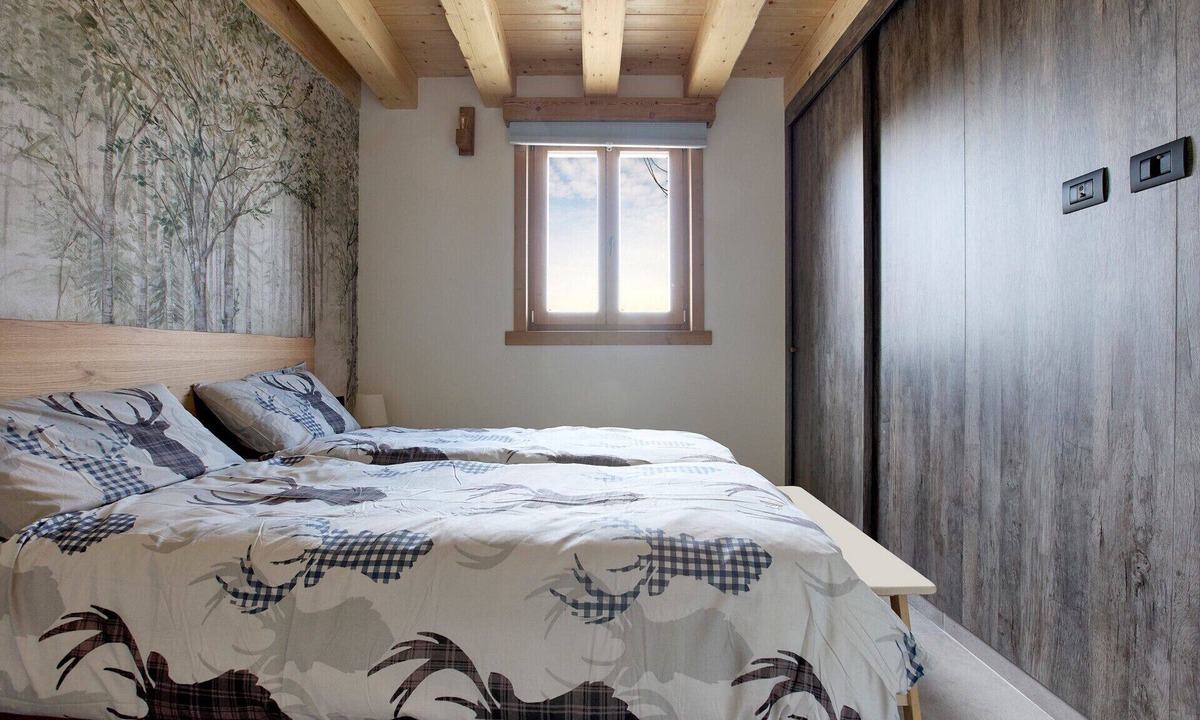 Civenna Apartment | Apartment in Luxury Chalet “Baita Treeb Tivano” with Lake View and Garden – Bellagio (Civenna)