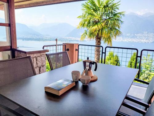 Vira Apartment | Apartment La Perla by Interhome