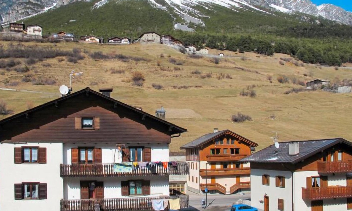 Valtellina Apartment | Apartment Mountain Home in Bormio - 10 persons, 2 bedrooms