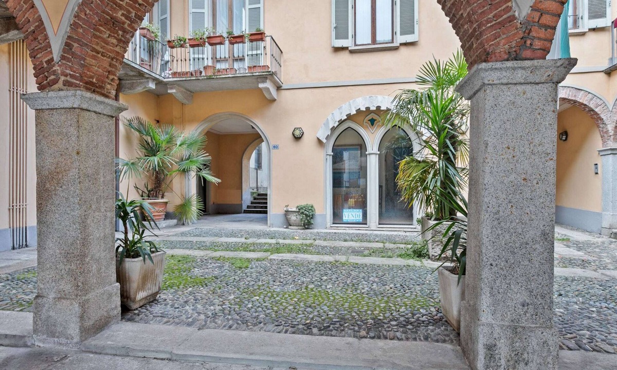 Intra Apartment | Apartment Near Lake Maggiore and Borromean Isles