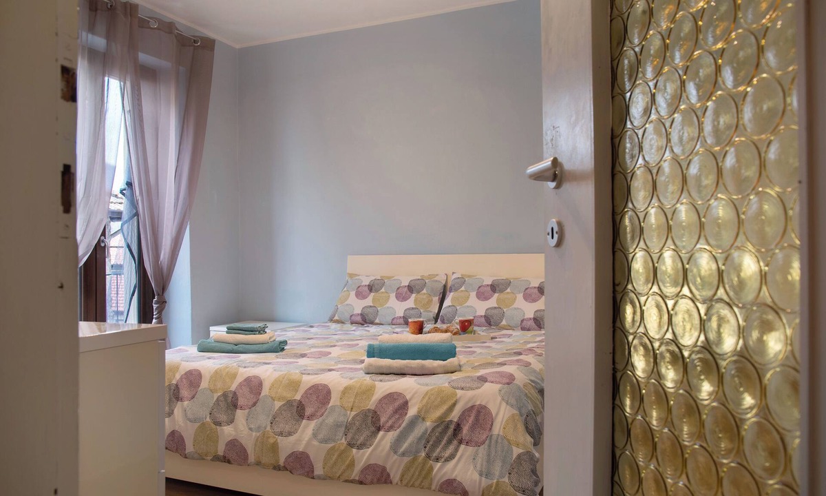 Cuvio Apartment | Apartment 'Simona Lago Maggiore' with Mountain View, Balcony and Wi-Fi