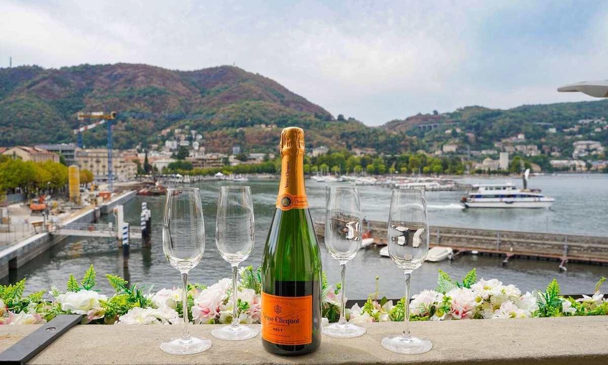 Como City Centre Apartment | Appartamento in Centro con Vista Lago e Garage