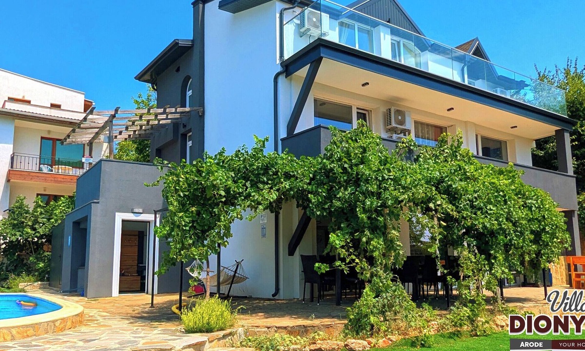 Balchik Villa | Arode Villa Dionysus - Family Villa with fantastic pool and sea views!