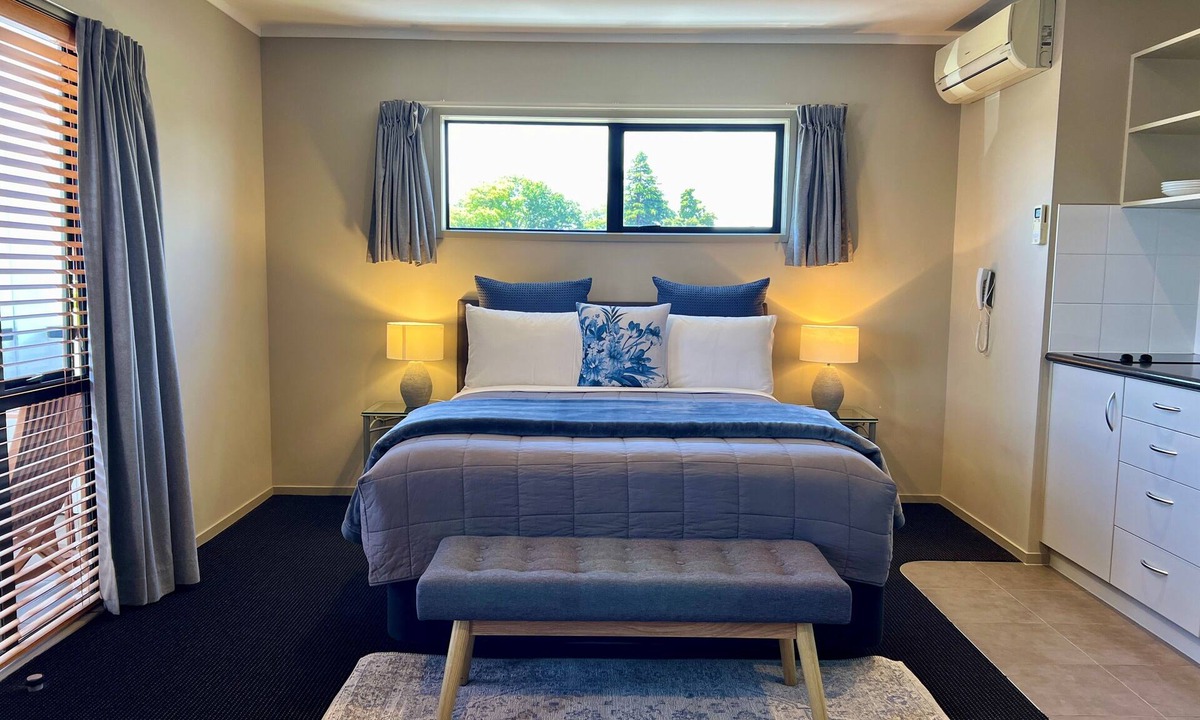 Taupo Hotel | Ashbrook Motel Taupo