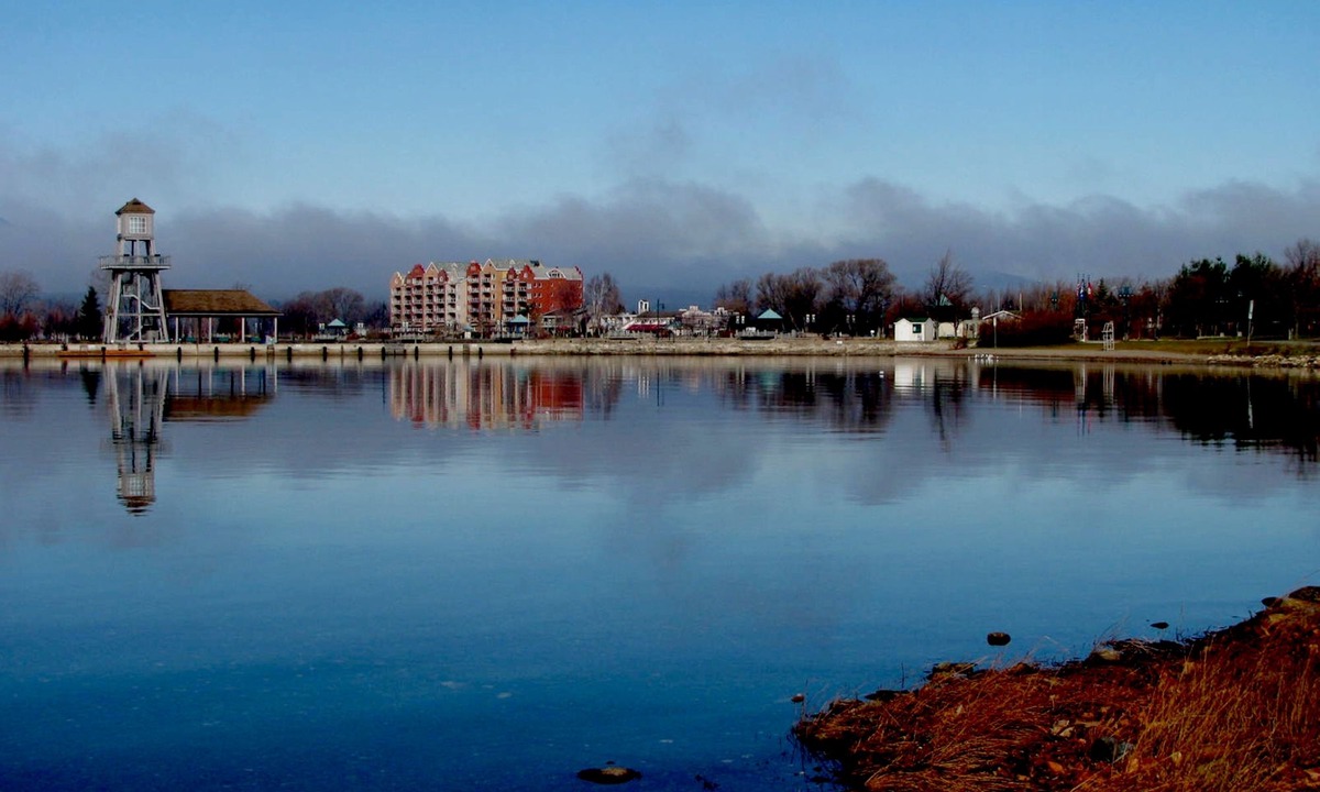 Magog Hotel | Auberge du Grand Lac
