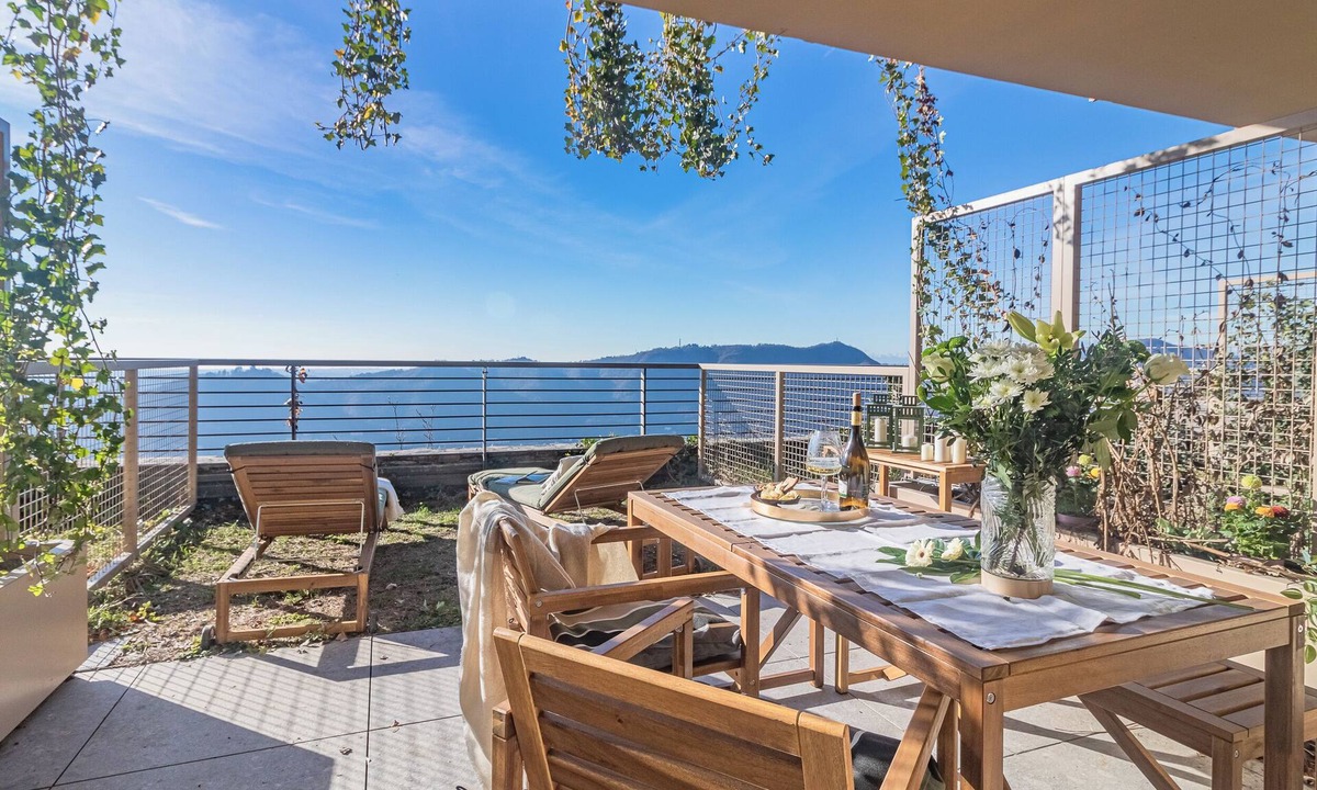 Como Apartment | Aurora Apartment by Rent All Como