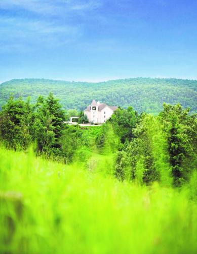 Mont-Tremblant Hotel | AX Hotel