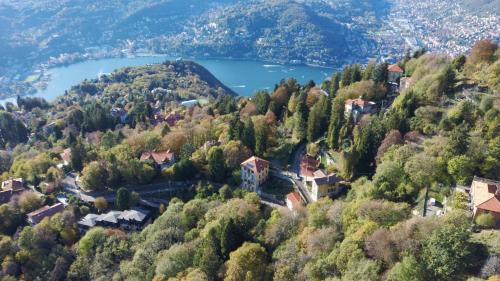 Brunate Bed & Breakfast | B&B Villa Mirandola