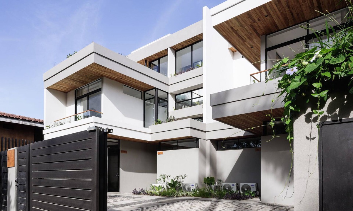 Potrero House | Beachfront! Enjoy Incredible Sunsets From Our Modern Estate