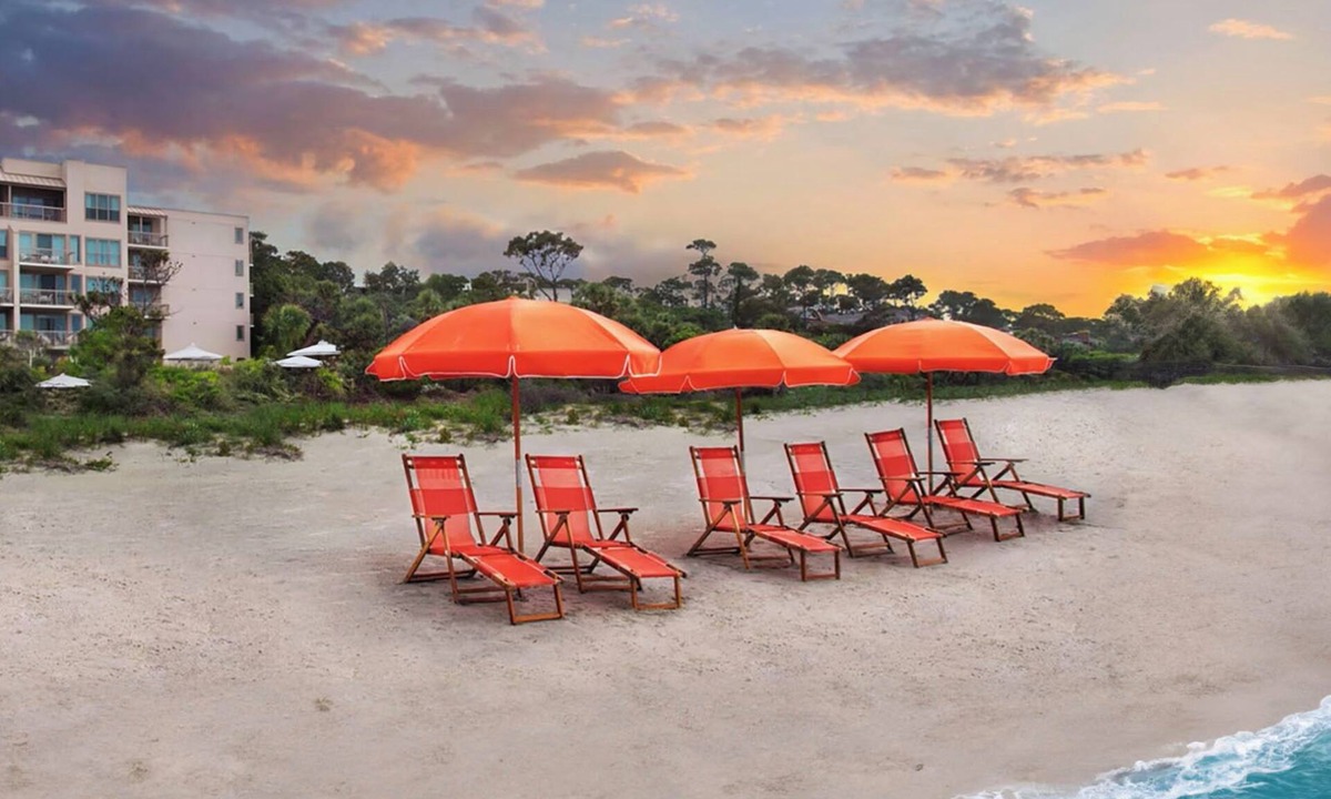 Sea Pines Resort | Beachfront Resort Gem: Marriott’s Monarch at Sea Pines+Amenities