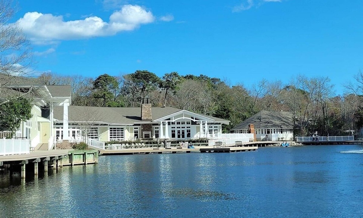 Sea Scape Condo | Beachwoods - 1BR/2BA - Great Pools and Amenities!