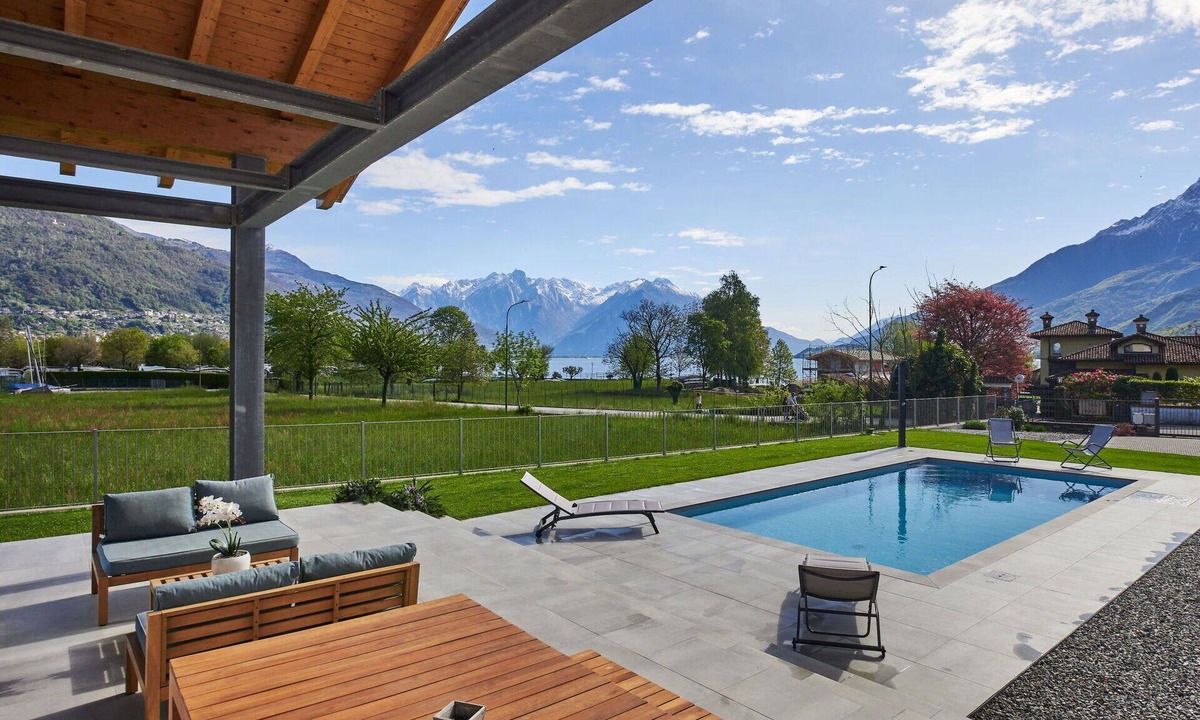 Dongo House | Beautiful private villa for 5 people with private pool, TV and terrace