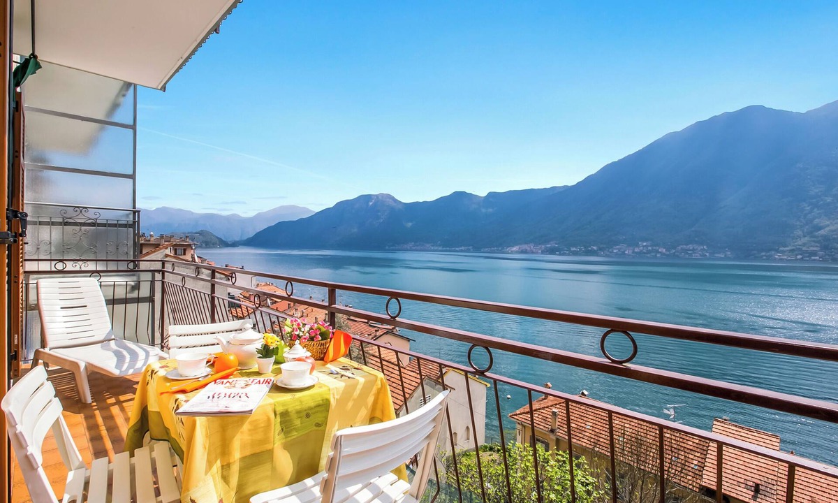 Colonno Apartment | Bella Lake View, Colonno, Italy