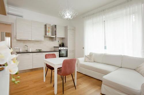 Ticinese Apartment | Bibi Pied-à-Terre Vetra - Two Rooms Apartment