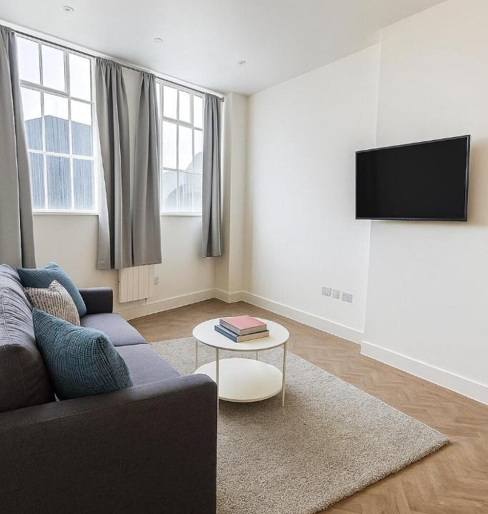 Chelmsford Apartment | Bright & Cozy in Chelmsford