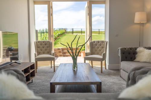 Worksop House | Butterwick - Barn Conversion with a hot tub on a Country Estate