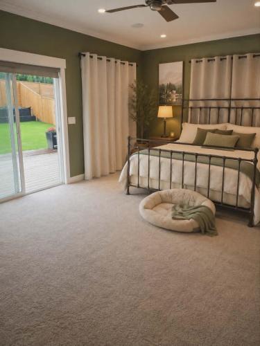 Vernon House | casa loma Okanagan Hideaway, Lake views & Outdoor Adventures