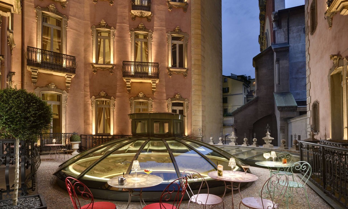 Tricolore Hotel | Château Monfort