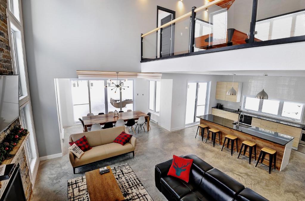 Stoneham Ski Chalet | Chalet 08 Chemin des Skieurs