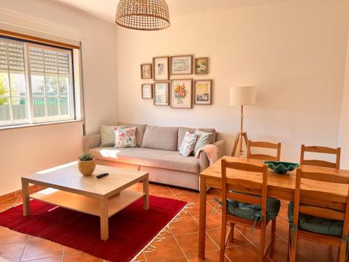 Santa Luzia Apartment | Charming and bright apartment in Santa Luzia