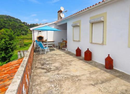 Semide House | Charming house in Miranda do Corvo + Spacious terrace