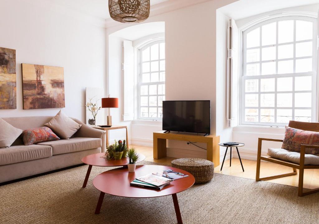 Sacramento Apartment | Chiado Spacious and Luxurious by Courtesy Morning