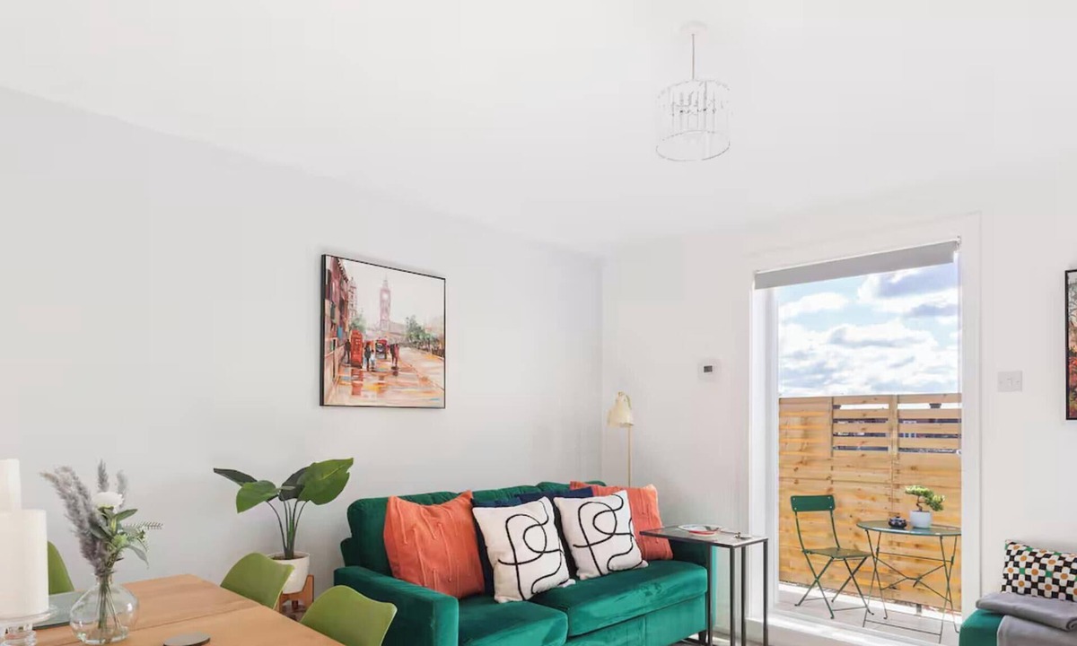 Kensal Green Apartment | Chic 2Bed w/Balcony - Kensal Rise