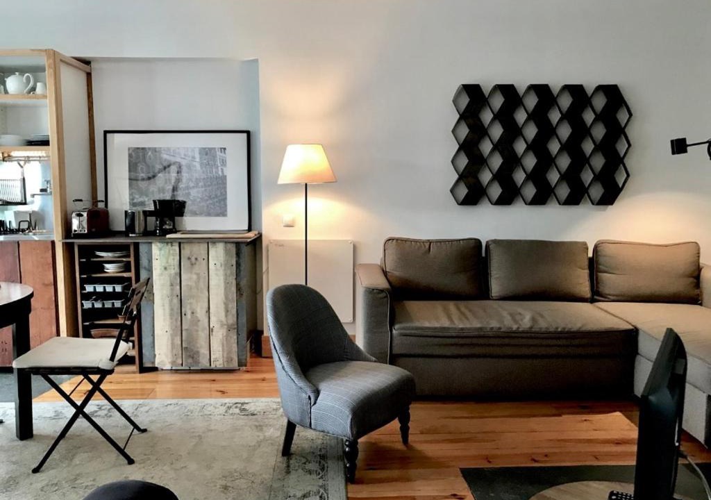 Lisbon Old Town Apartment | City Center, Sun, Charm with Terrace and Fireplace