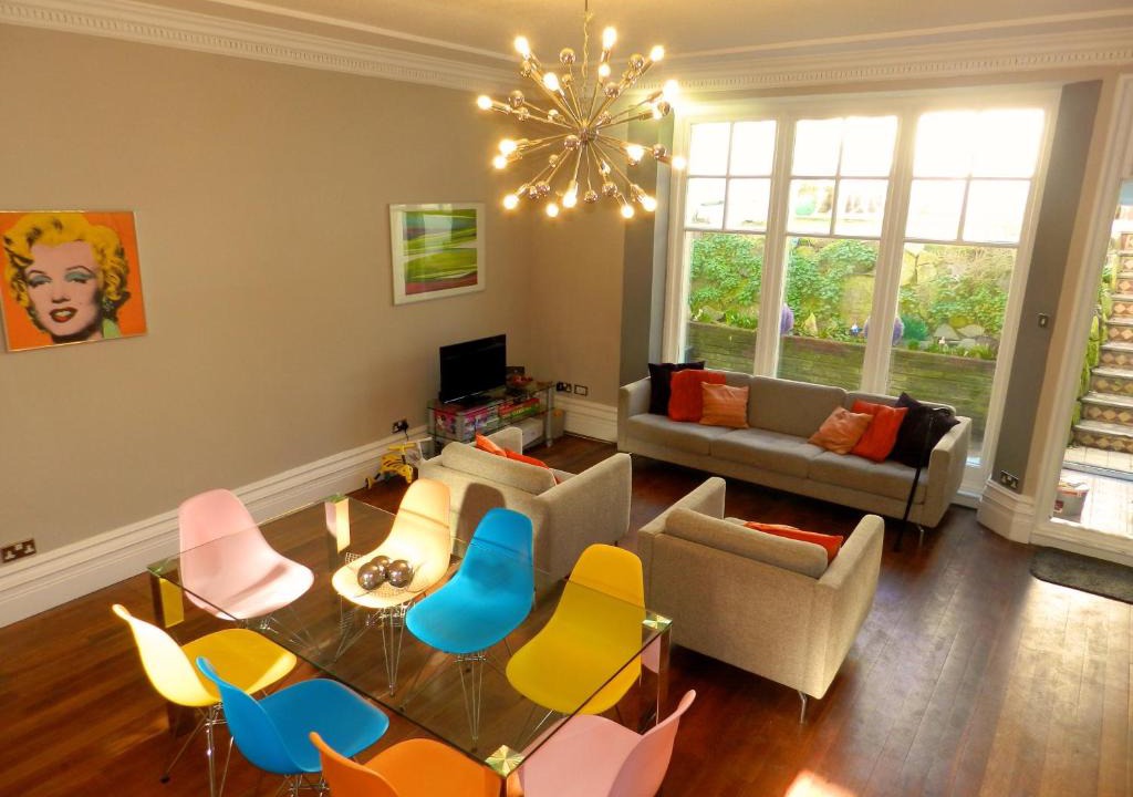 Montpelier House | *City Centre*Hideaway Cottage