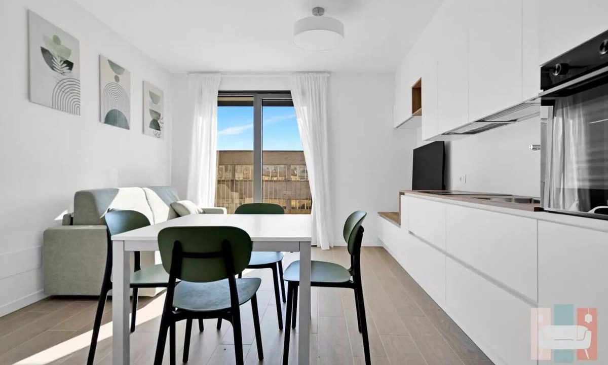 Greco Apartment | [COM44] Historic Milan: Bright Apartment