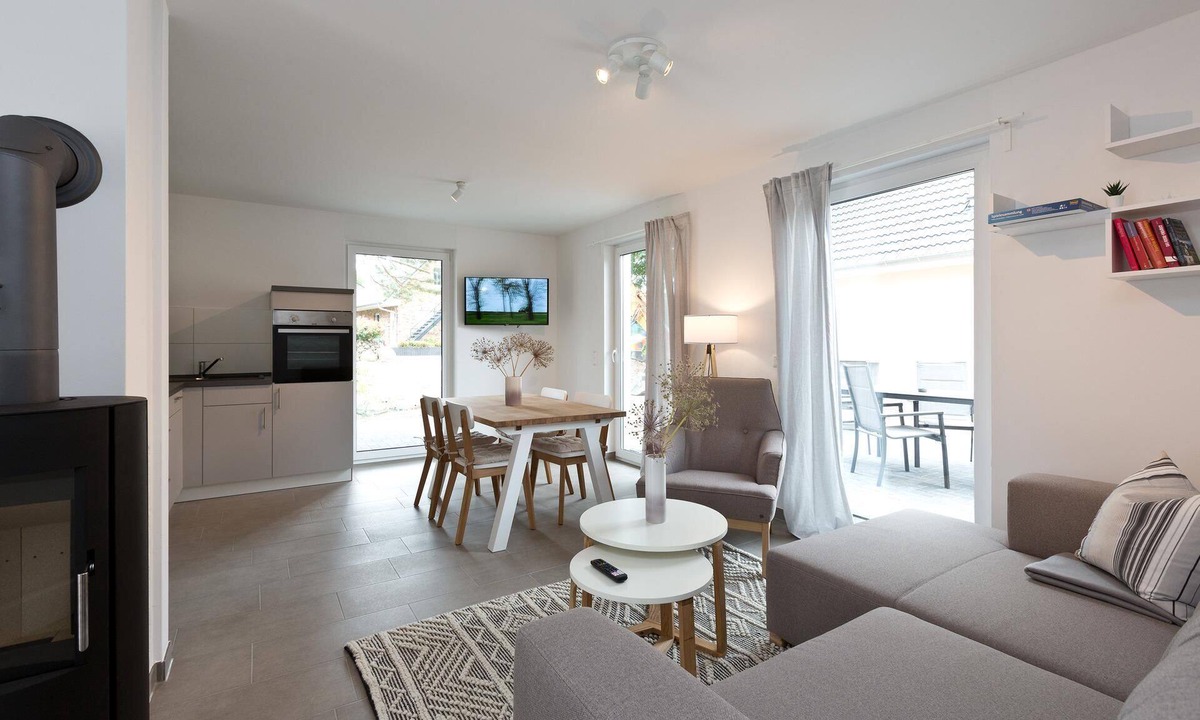 Muritz Apartment | Comfortable vacation apartment with terrace, WiFi and private garden on the Müritz