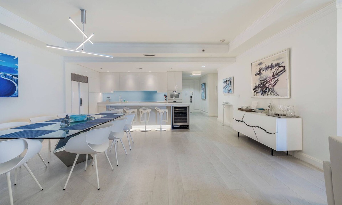 Seven Mile Beach Condo | Contemporary Beachfront Residence at The Ritz-Carlton Resort, sleeps 6