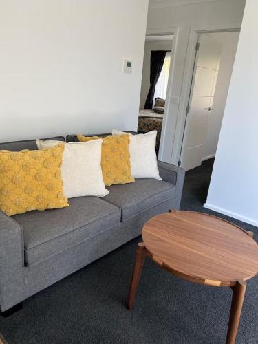 Aotea Apartment | Cosy Self-Contained Flat