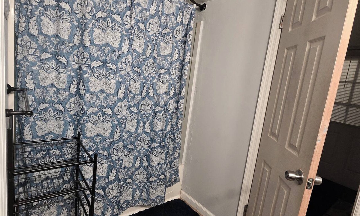 Troy Apartment | Cozy 1-bedroom apartment in welcoming Troy with AC