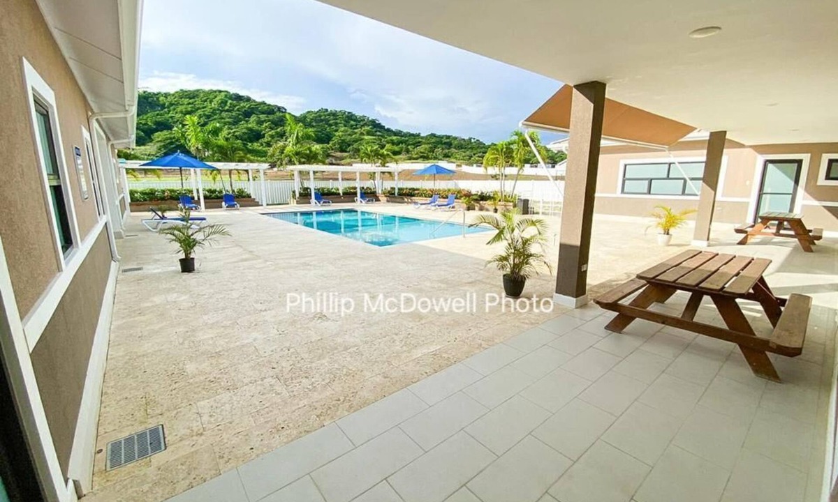 Lucea House | Cozy Beach House getaway in Lucea Hanover
