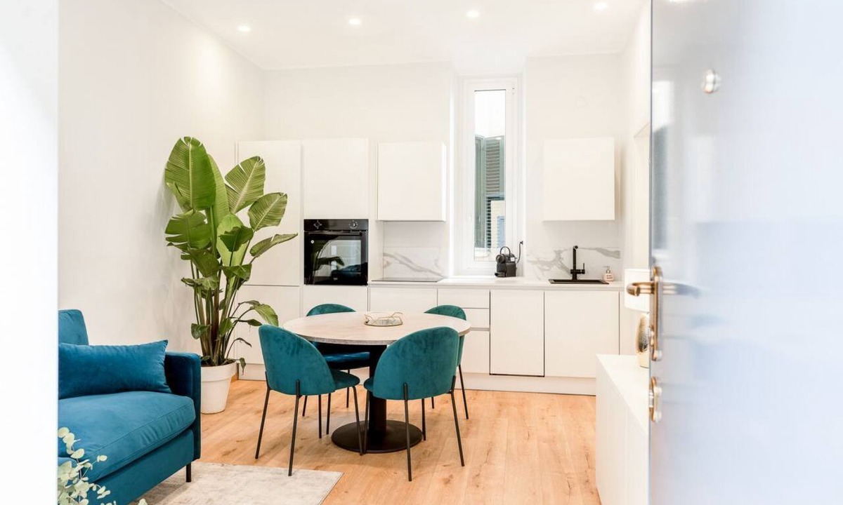 Zona Padova Apartment | Design Flat in NoLo (10 min Central Station)